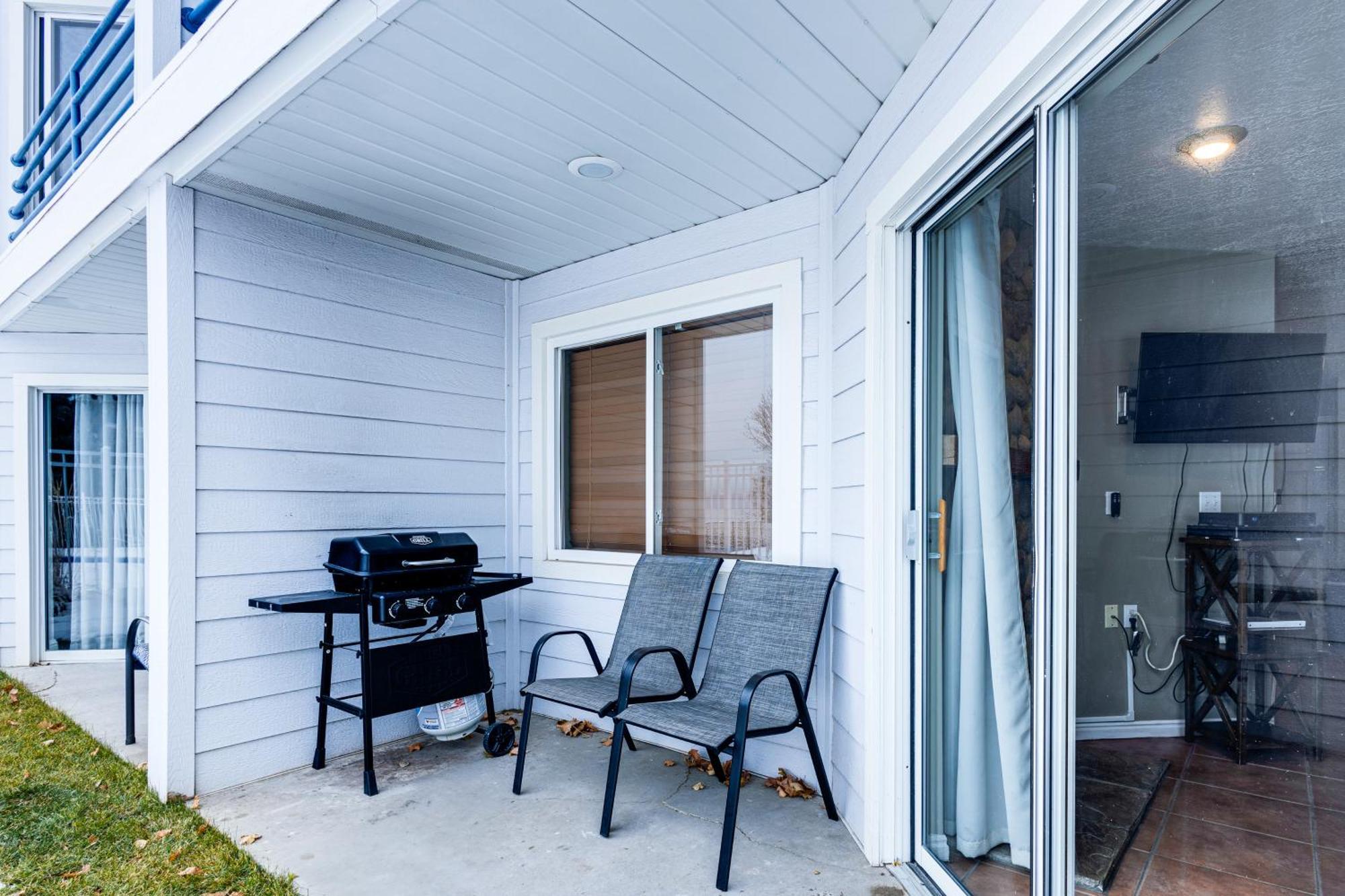 Garden City Condo With Pool Access By Bear Lake! Exterior photo